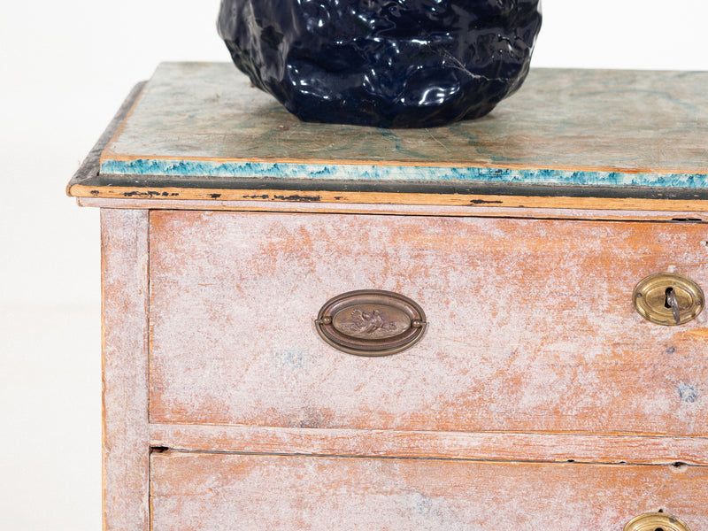 Beautiful chest in wonderful original paint, circa 1820. - Selected Design & Antiques