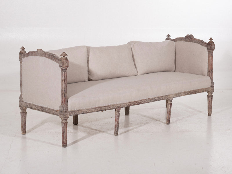 Freestanding Gustavian sofa with carving, 19th C. - Selected Design & Antiques